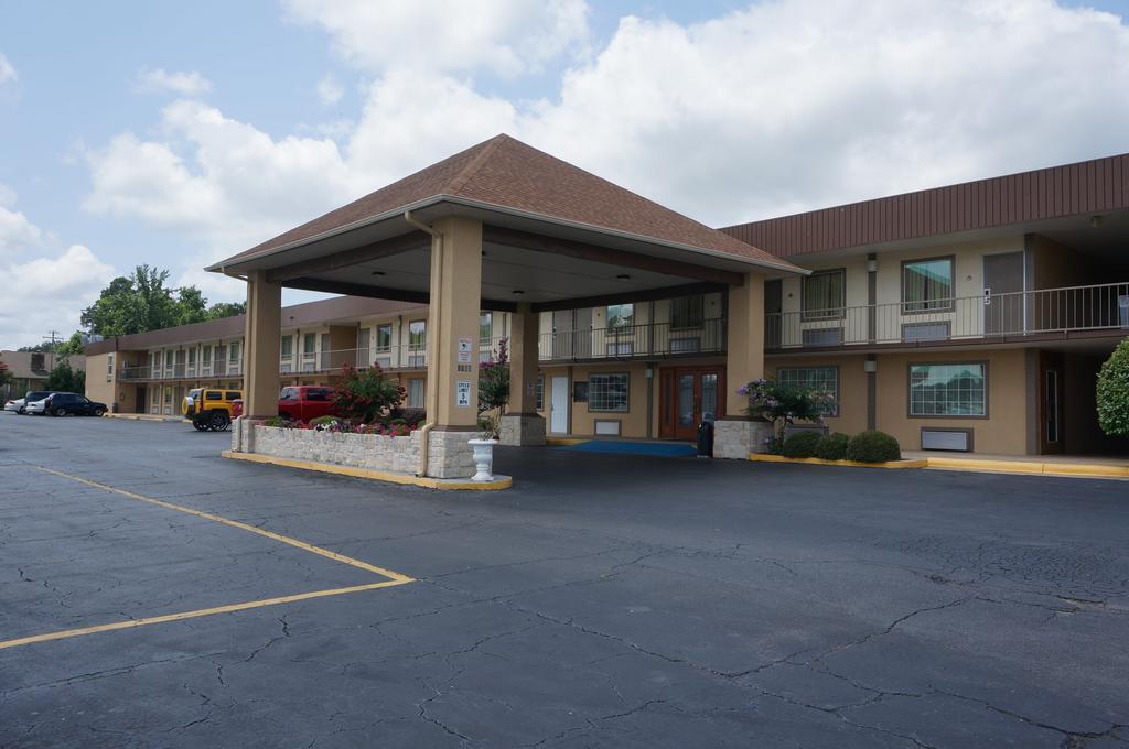 Econo Lodge Jacksonville Near Little Rock Air Force Base Exterior photo